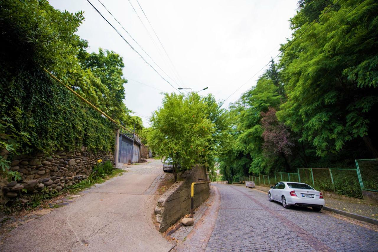 A.G'S Guest House Kutaisi Exterior photo